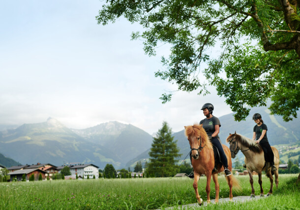     Horse riding in Gastein - a ride along the Gasteiner Ache river / Bad Hofgastein